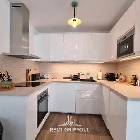 Apartment La Symphonie Elevator Center 2 Guests