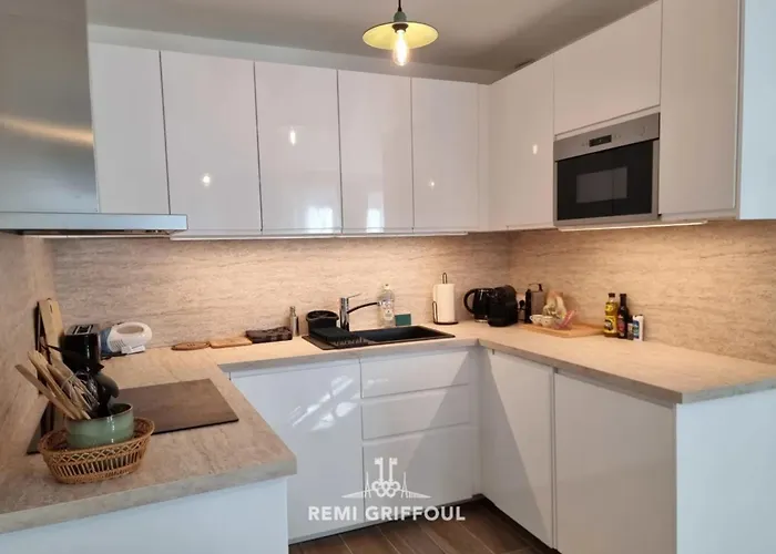 La Symphonie Elevator Center 2 Guests Apartment *